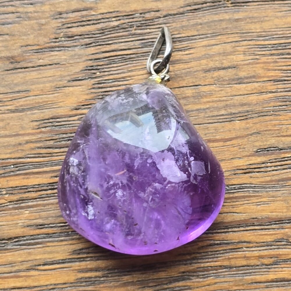 Tumbled natural amethyst pendant
